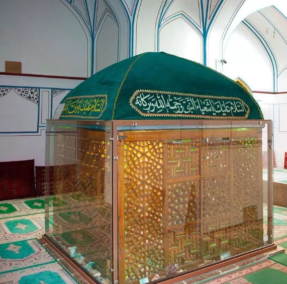 چه پیامبرانی در ایران مدفون هستند؟