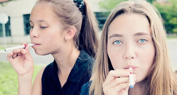 چرا نوجوانان به دام سیگار و ویپینگ می‌افتند؟