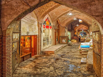 گشتی در بازار خان یزد؛ سفری به دوران قاجار و قلب فرهنگ یزد