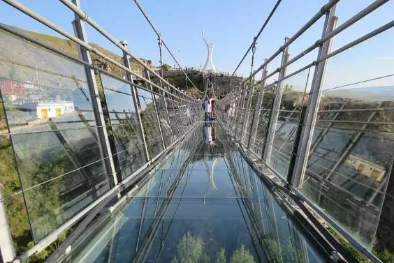 پل های معلق ایران / گشتی هیجانانگیز در دل طبیعت