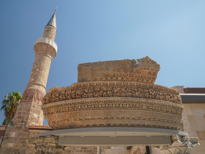 مسجد شاهزاده کورکوت؛ نگینِ کهن آنتالیا