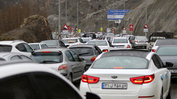 ترافیک شدید در اتوبان تهران- پردیس درپی تصادف زنجیره‌ای