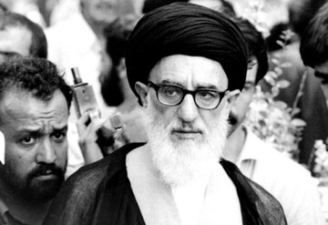 تصاویر زیرخاکی از نخستین نماز جمعه ایران در سال ۵۸ + عکس