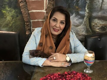 وضعیت نگران کننده بازیگر ایرانی پس از شیمی‌درمانی / فیلم