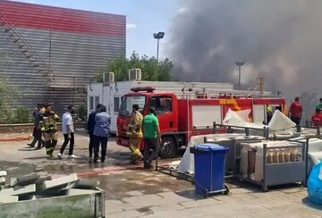 وقوع آتش سوزی در کارخانه «مایان دیزل» قزوین