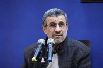 سخنان جنجالی احمدی‌نژاد درباره رابطه با آمریکا / تا کی باید با هم سرشاخ باشیم؟