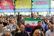 حضور هواداران نامزدهای انتخاباتی در نماز جمعه تهران + تصاویر