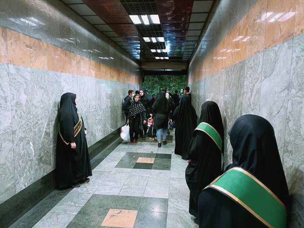واکنش زاکانی به سوالی درباره حجاب‌بان‌های مترو