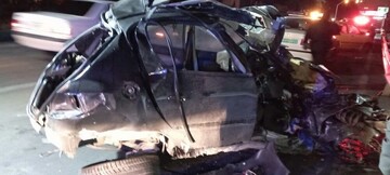 واژگونی خودرو روی پل کالج تهران / فیلم