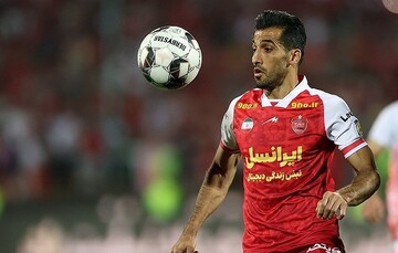 وحید امیری در پرسپولیس ماندنی شد