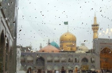 بارش شدید باران در حرم امام رضا / فیلم