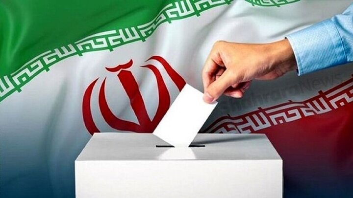لحظه رای دادن مسعود پزشکیان در انتخابات ریاست جمهوری + فیلم