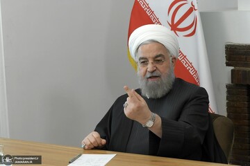 روحانی: کشور را دست افرادی ندهیم که واقعیت‌ها را به شما نمی‌گویند