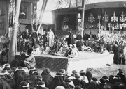 تصاویر دیده نشده از مراسم عاشورا در بازار تهران در یک قرن پیش + فیلم