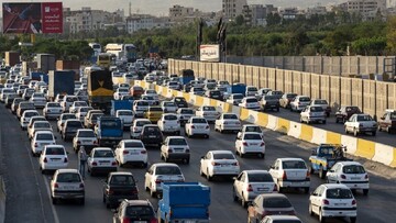 ترافیک شدیدشبانه در جاده هراز و فیروزکوه