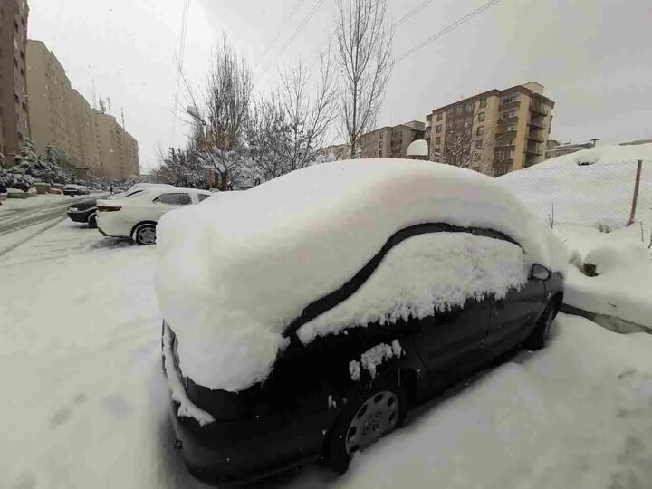 بارش عجیب برف تابستانی در ایران در وسط تابستان! + عکس