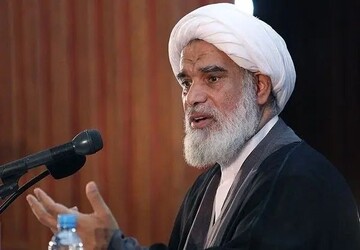 عضو خبرگان رهبری: صهیونیست‌ها اکنون می‌خندند اما با انتقام قطعی، گریه‌های طولانی در راه است