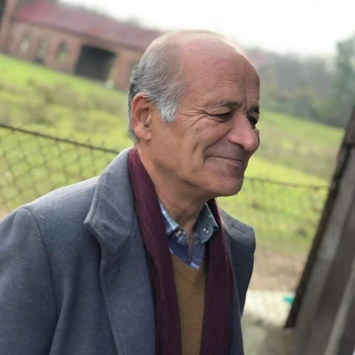 حاتم مشمولی؛ عمو حاتم کتابباز کیست؟