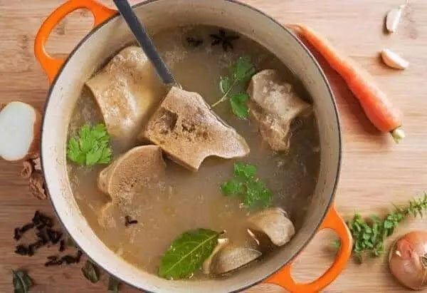 غذاهای عجیب و غریبی که مردم جهان در گذشته میخوردند