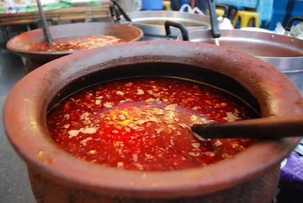 غذاهای عجیب و غریبی که مردم جهان در گذشته میخوردند