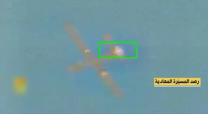 لحظه سرنگون شدن پهپاد رژیم صهیونیستی در جنوب لبنان + فیلم لحظه سرنگون شدن پهپاد رژیم صهیونیستی در جنوب لبنان + فیلم