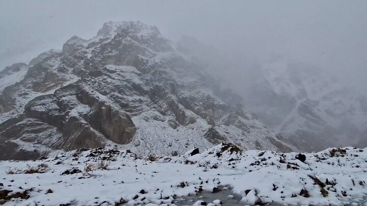 ویدئو تماشایی از بارش برف در سمیرم