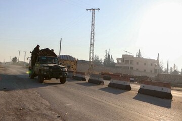 الجزیره: تروریست‌ها ۲۰ محله از حلب را تحت تصرف خود درآورده‌اند / فرودگاه حلب بسته شد