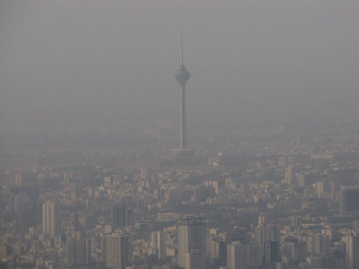 هشدار وزارت بهداشت درباره هوای تهران: در خانه بمانید