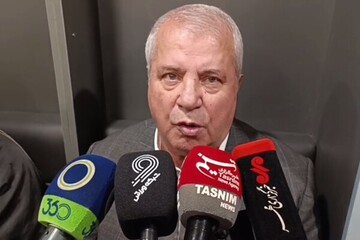 علی پروین: با کریم باقری صحبت می‌کنم در پرسپولیس بماند