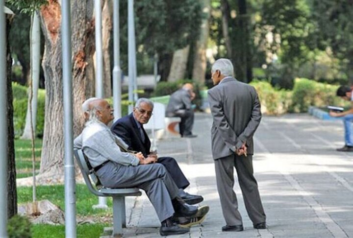 خبر جدید درباره زمان پرداخت عیدی ۱۴۰۳ بازنشستگان