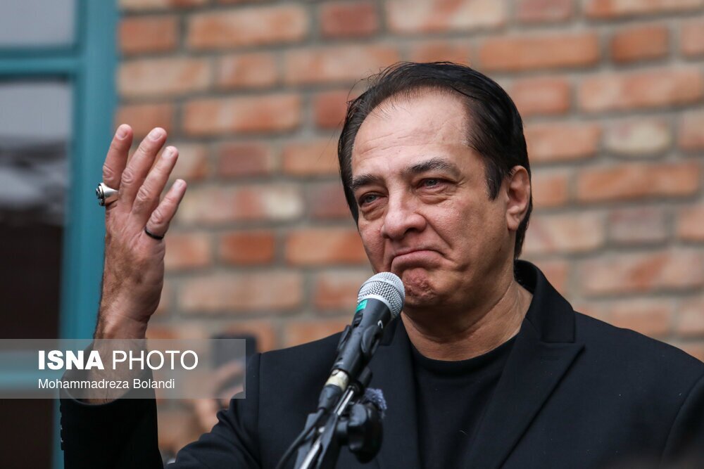 مراسم تشییع پیکر منوچهر والی‌زاده + گزارش تصویری