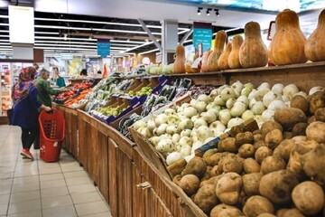 رشد چهاربرابری سیب‌زمینی در برابر دلار