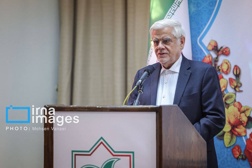 عارف: دیپلماسی ایران‌شناسی به معنای ارتقای اخلاق و حاکمیت صلح است/نتیجه تمدن غرب فجایع غزه