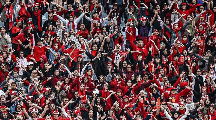 پوستر جنجالی باشگاه پرسپولیس برای بازی با سپاهان