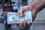 سقوط آزاد قیمت دلار در بازار همزمان با مذاکره ایران و آمریکا / قیمت دلار امروز شنبه ۳۰ فروردین ۱۴۰۴