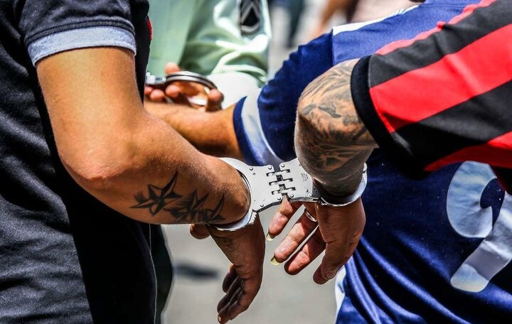 به گلوله بستن ۶ نفر از اوباش توسط پلیس