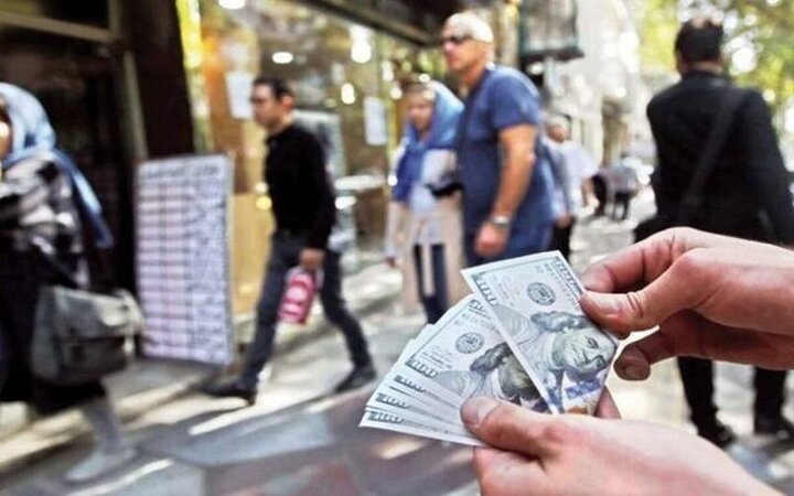 کاهش قیمت ۵۰۰۰ تومانی دلار در یک روز + دلار فردا چقدر می شود؟