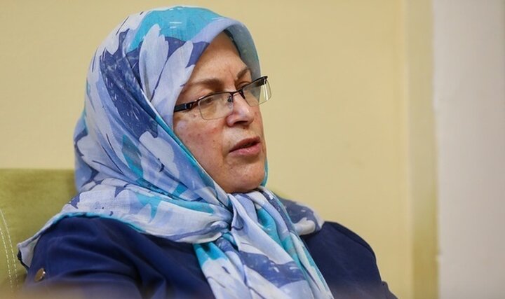 واکنش آذر منصوری به تمسخر مقامات عربستانی در صداوسیما: رسانه‌ای که باید ملی باشد، شر می‌رساند