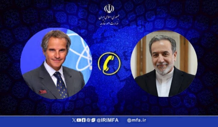 گفتگوی وزیر امور خارجه ایران با گروسی پیرامون مذاکرات ایران و آمریکا