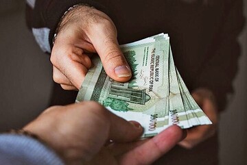 افزایش پاداش و فوق‌العاده ماموریت کارمندان در سال ۱۴۰۴ چقدر است؟ + جزییات