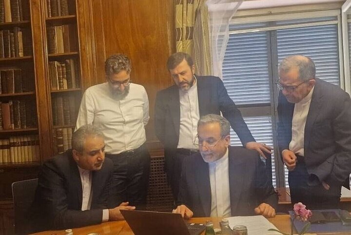 دور سوم مذاکرات ایران و آمریکا به پایان رسید دور سوم مذاکرات ایران و آمریکا به پایان رسید
