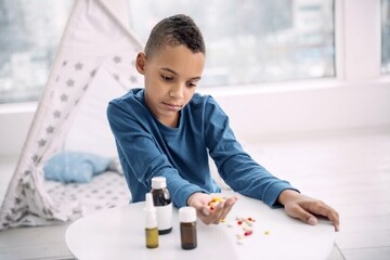 به این دلایل به کودکان آنتی بیوتیک ندید!