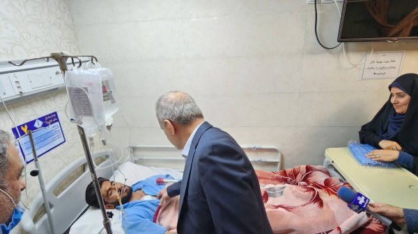 عیادت پزشکیان از مجروحان حادثه بندر شهید رجایی