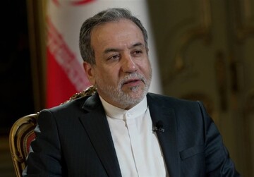 عراقچی: وقاحت نتانیاهو که می‌خواهد به ترامپ دیکته کند در دیپلماسی خود با ایران، چه کاری می‌تواند انجام دهد، قابل توجه است
