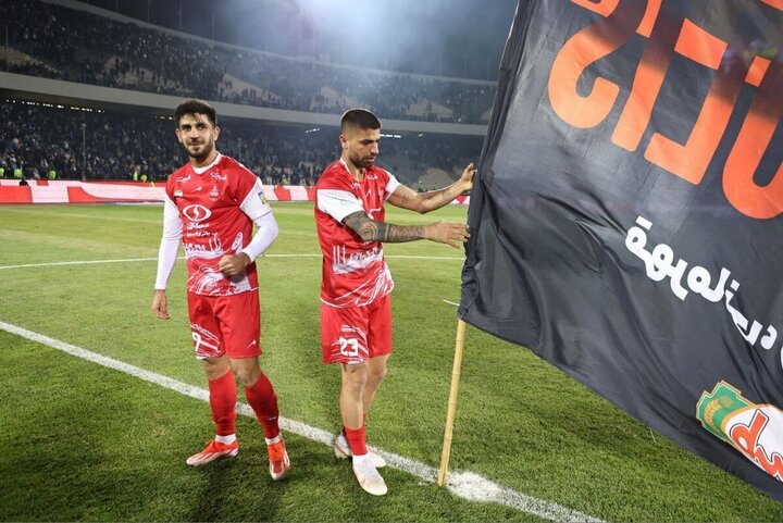 تمدید قرارداد هافبک محبوب پرسپولیس