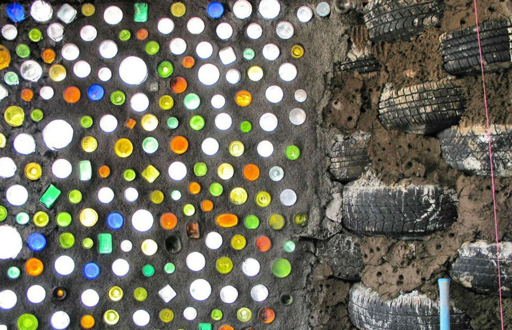 خانههای زیبایی که با زباله ساخته شدهاند/ «کشتی زمینی» کجاست؟