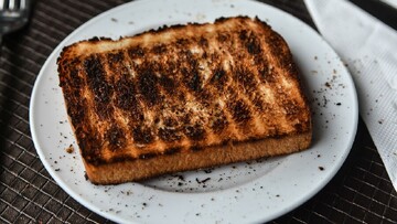 ابتلا به سرطان با مصرف نان سوخته؟