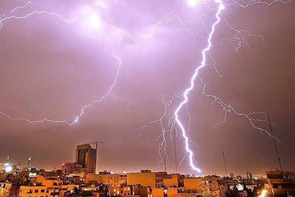 ۷ فوتی و ۶۷ مصدوم در پی طوفان و رعد و برق در هفته اخیر ۷ فوتی و ۶۷ مصدوم در پی طوفان و رعد و برق در هفته اخیر
