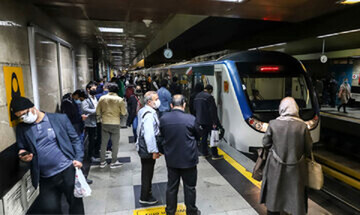 برخورد قطار مترو تهران با سر مرد جوان / علت چه بود؟