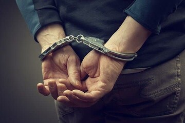 کتک خوردن دزد از دست مردم در تهران / فیلم